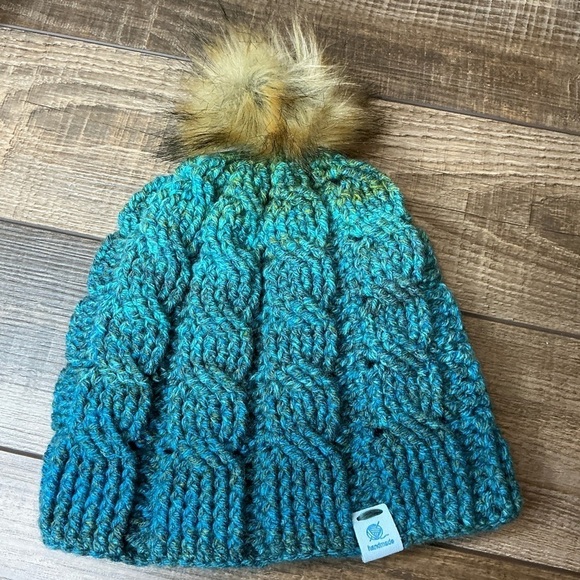Cable Knit Crochet Beanie Hat Handcrafted With Faux Fur Pom Handmade Blue Green main image 13
